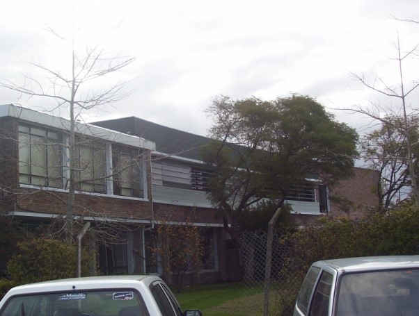 THE BRITISH SCHOOLS – JUNIOR LIBRARY