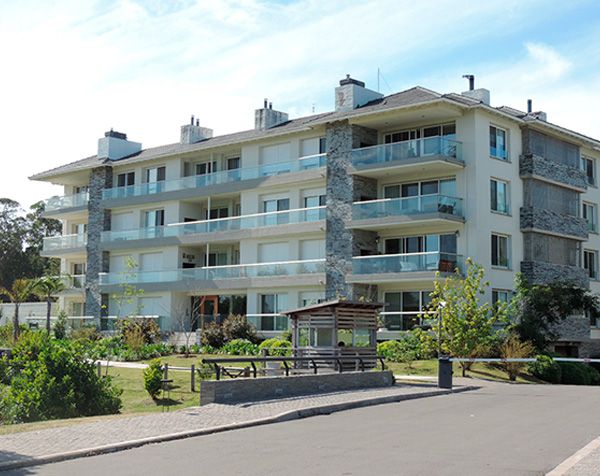 EDIFICIOS CASONAS ROBLE I y II